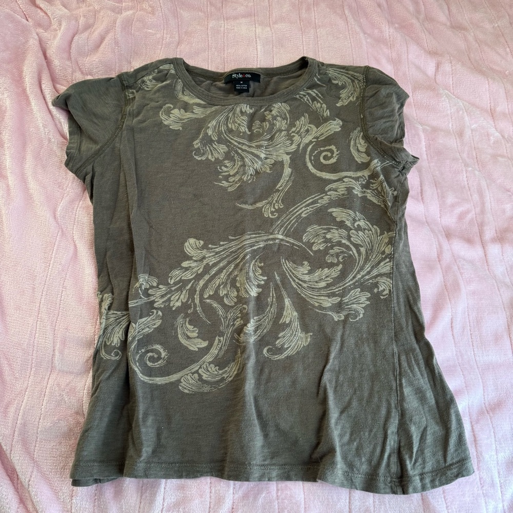 Brown Floral Graphic Women’s Top